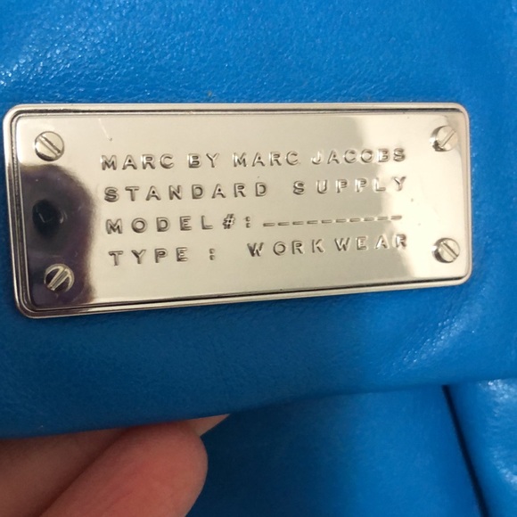 Marc Jacobs , large genuine Italian leather crossbody bag / purse. - Picture 3 of 10